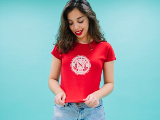 happy-young-woman-posin-gwith-red-t-shirt_23-2147653638.jpg